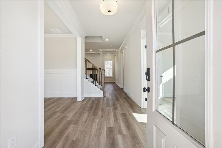 Spacious, unfurnished interior of a new home in Ponderosa Farms Reserve, Gainesville (Image 26).