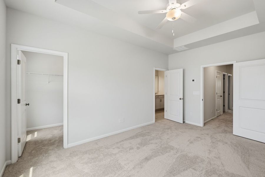 Spacious, unfurnished interior of a new home in Lakeview Village, Charlotte (Image 20).