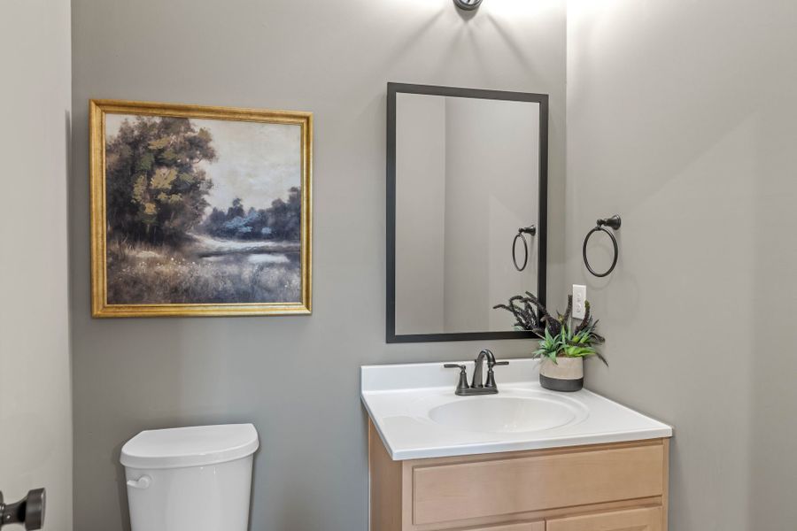 Representative furnished interior of a home built from the Fairfax by Fischer Homes in Bridle Run, Louisville (Image 17).