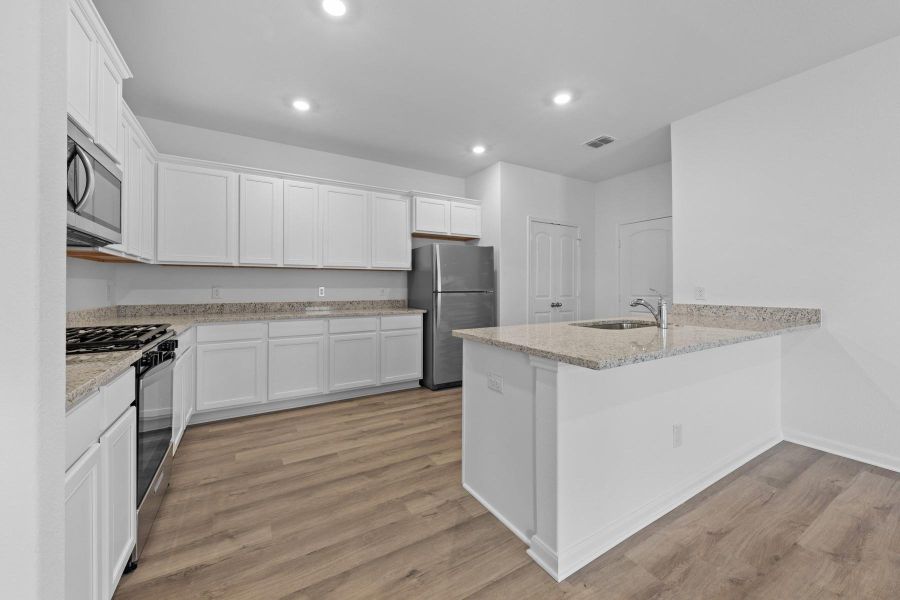 Furnished interior view inside a new home in , Maxwell (Image 3).