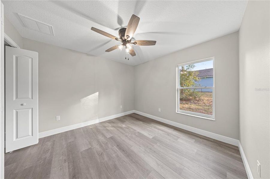 Spacious, unfurnished interior of a new home in , Williston (Image 28).