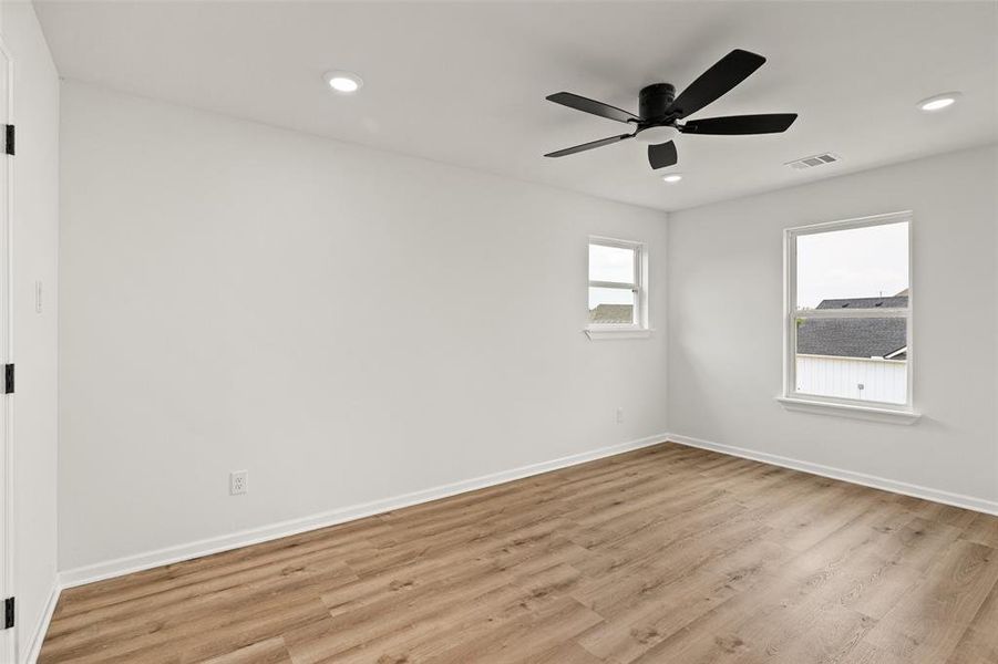 Spacious, unfurnished interior of a new home in , Woodway (Image 27). Spacious, unfurnished interior of a new home in , Woodway (Image 27).