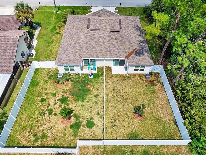 Exterior details and patio area of a home in , Palm Coast (Image 4).