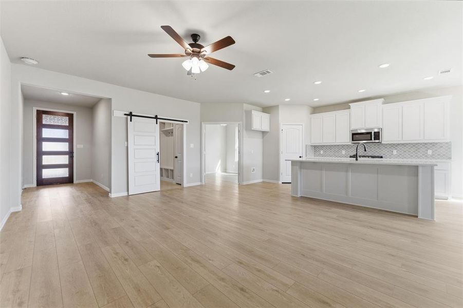 Spacious, unfurnished interior of a new home in Northstar, Haslet (Image 34).