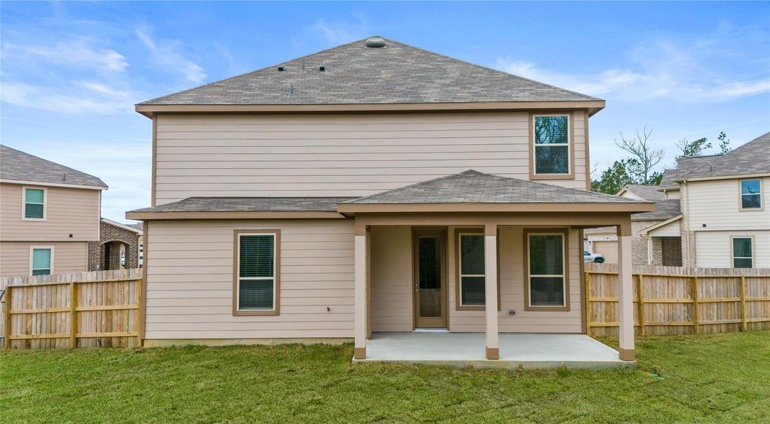 Come explore this expansive backyard featuring a spacious covered patio—perfect for outdoor living! There's ample space for kids to play and adults to unwind. Ideal for patio furniture, a BBQ pit, and so much more—the possibilities are endless! Come explore this expansive backyard featuring a spacious covered patio—perfect for outdoor living! There's ample space for kids to play and adults to unwind. Ideal for patio furniture, a BBQ pit, and so much more—the possibilities are endless!