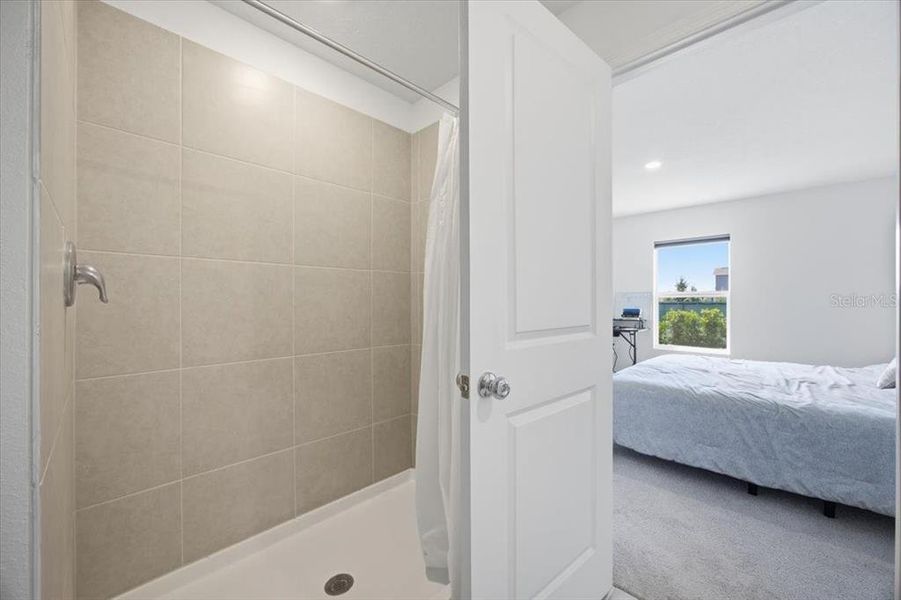 Image 27 of a home in Hunt Club Groves.