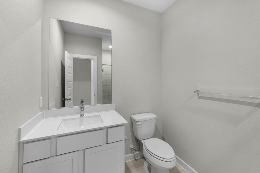 Furnished interior view inside a new home in Briarwood Crossing, Rosenberg (Image 11).