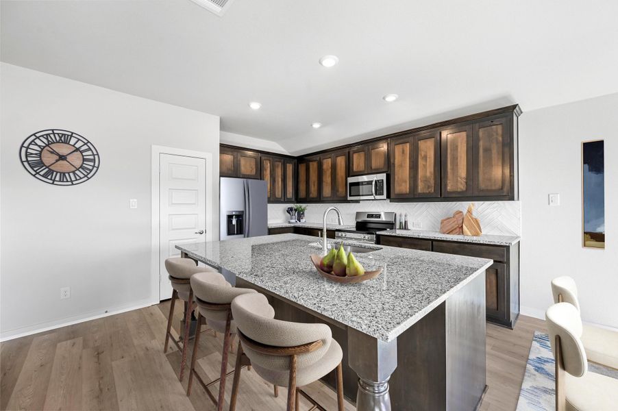 Representative furnished interior of a home built from the Essex by Cheldan Homes in Stoneview, Glen Rose (Image 47).