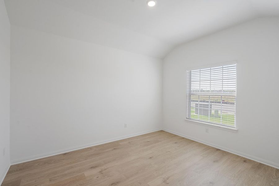 Spacious, unfurnished interior of a new home in Colson Ranch, Jarrell (Image 6).
