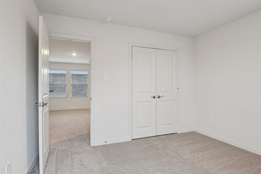 Spacious, unfurnished interior of a new home in Lakehaven - Spring Series, Farmersville (Image 33).