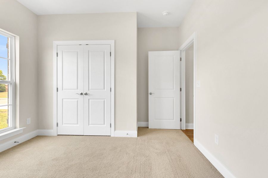 Spacious, unfurnished interior of a new home in Rutherford, Columbia (Image 33). Spacious, unfurnished interior of a new home in Rutherford, Columbia (Image 33).