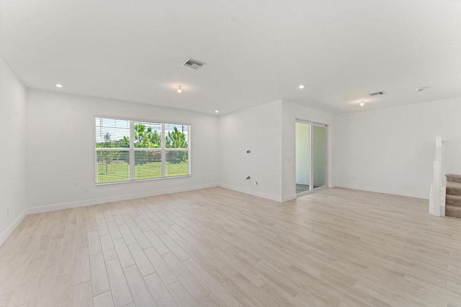 Spacious, unfurnished interior of a new home in Avila, Jensen Beach (Image 13). Spacious, unfurnished interior of a new home in Avila, Jensen Beach (Image 13).