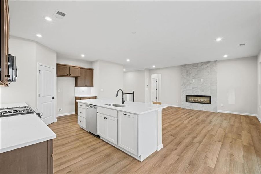 Furnished interior view inside a new home in Easton Park, Dallas (Image 7). Furnished interior view inside a new home in Easton Park, Dallas (Image 7).