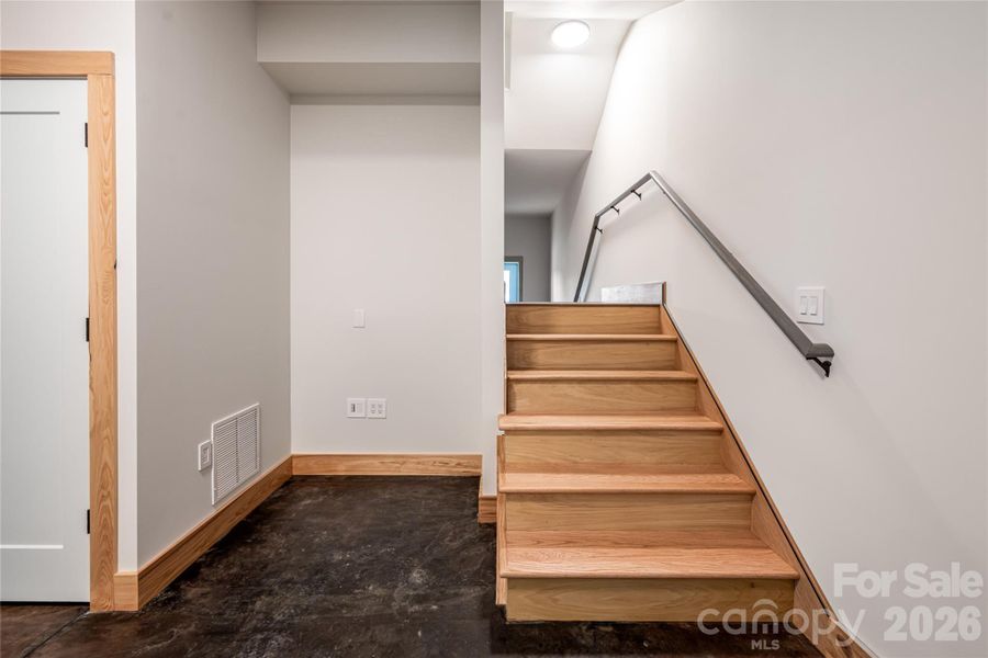 Spacious, unfurnished interior of a new home in , Weaverville (Image 37).