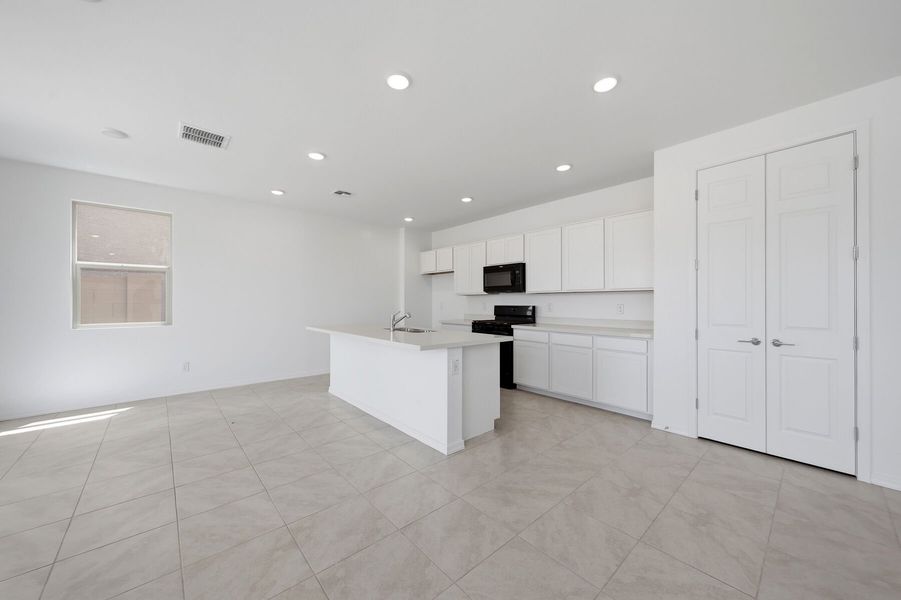 Image 25 representing the Fawn by Mattamy Homes in Baker Farms, Phoenix, AZ.