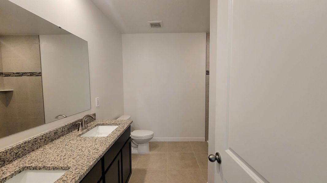 Furnished interior view inside a new home in Port St. Lucie, Port St. Lucie (Image 3).