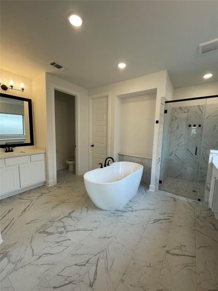 Furnished interior view inside a new home in Jordan Ranch, Fulshear (Image 9).