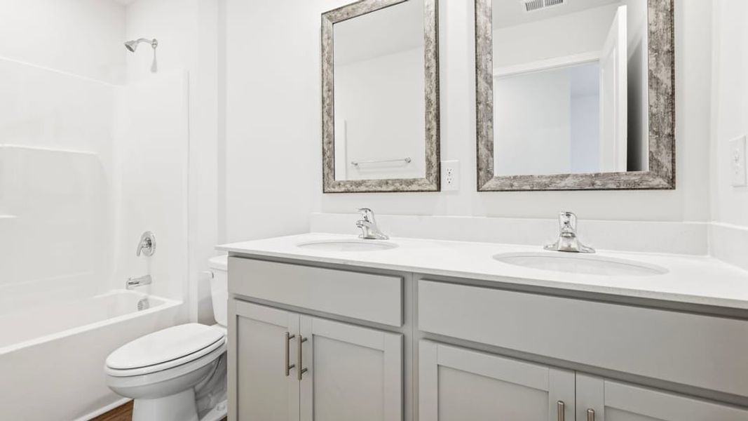 Furnished interior view inside a new home in Cloverdale Hills, Piedmont (Image 12).