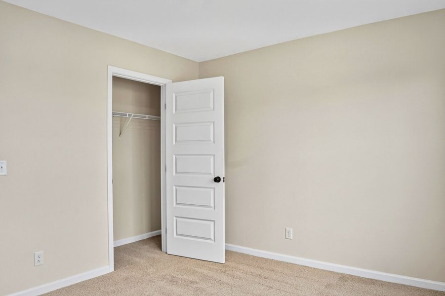 Representative unfurnished interior of a home built from the The Sunbury by RTS Homes in Doctor's Creek, Ludowici (Image 31).