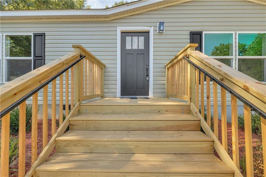 Exterior details and patio area of a home in , Hartwell (Image 20). Exterior details and patio area of a home in , Hartwell (Image 20).