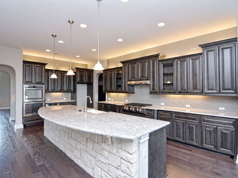 Representative furnished interior of a home built from the Avalon by Giddens Homes in Scofield Farms Estates, Georgetown (Image 93).