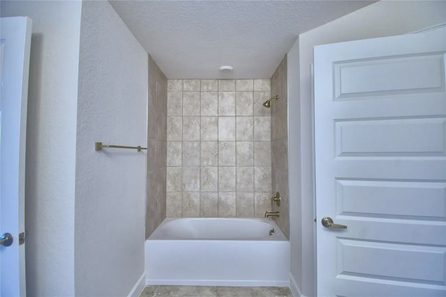 Furnished interior view inside a new home in Cadence Crossing, Auburndale (Image 12).