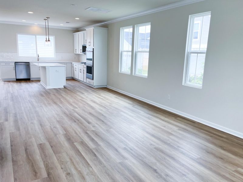 Spacious, unfurnished interior of a new home in Nexton, Summerville (Image 6).