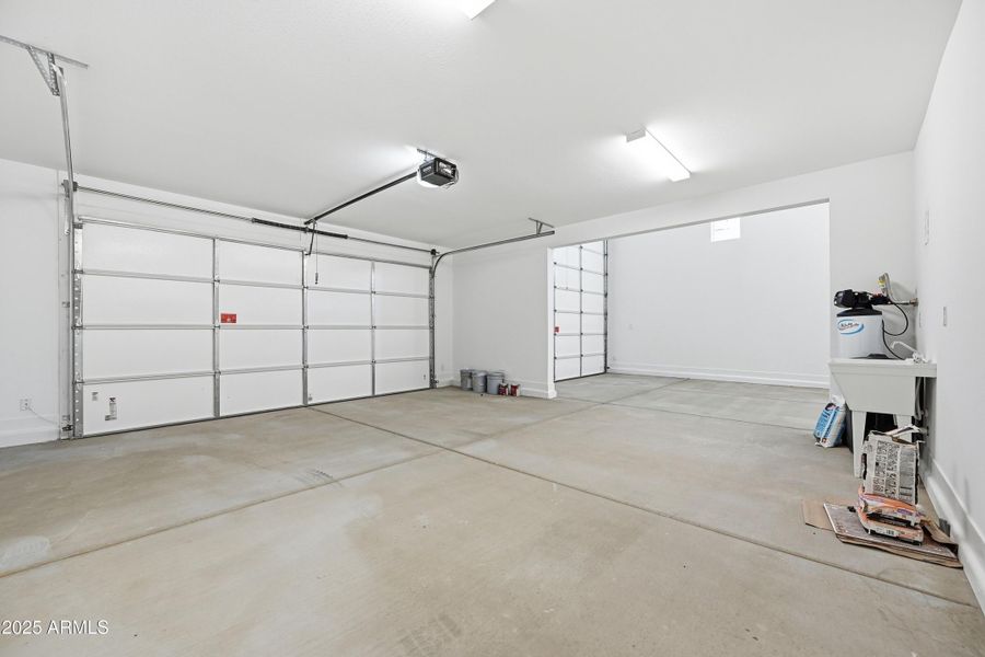 16752 W SAGUARO PARK Lane - Ready Now!