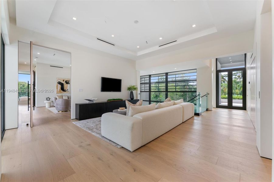 Furnished interior view inside a new home in , Pinecrest (Image 5).
