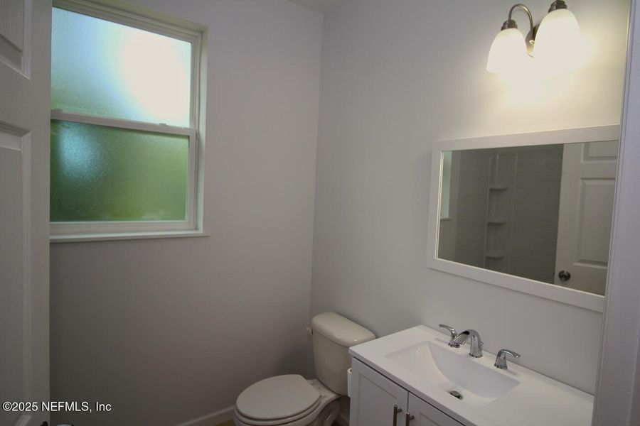 Furnished interior view inside a new home in , Jacksonville (Image 9).