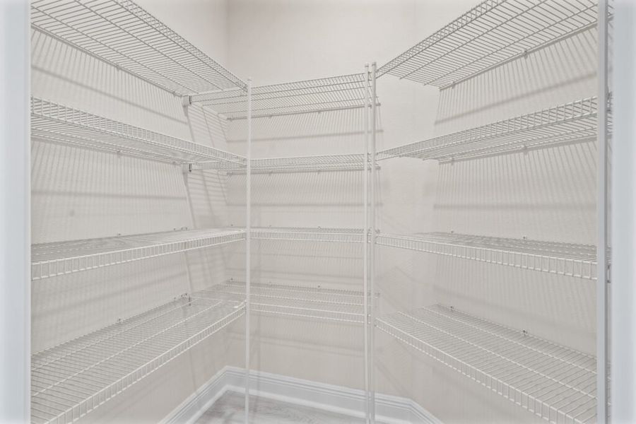 Spacious, unfurnished interior of a new home in Windswept Estates, Freeport (Image 27).