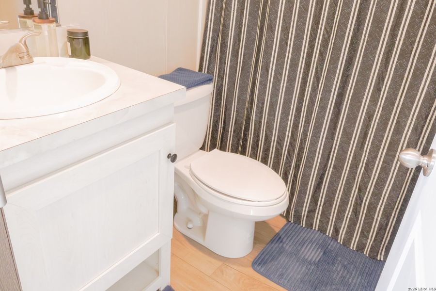 Image 20 of a home in .