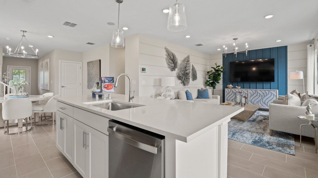 Representative furnished interior of a home built from the Ponte Verde by DRB Homes in Willowbrook North, Winter Haven (Image 41). Representative furnished interior of a home built from the Ponte Verde by DRB Homes in Willowbrook North, Winter Haven (Image 41).