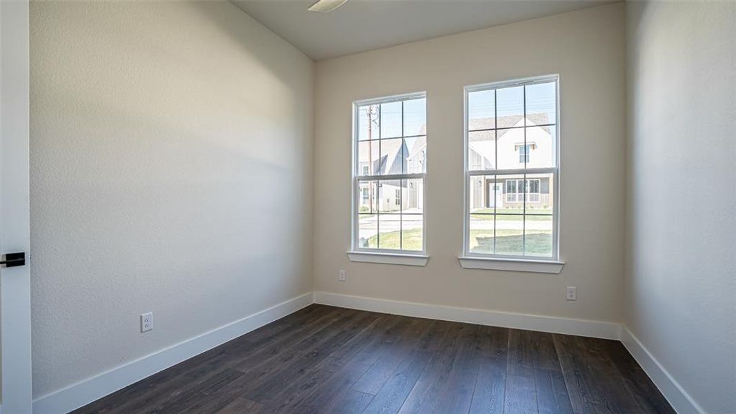 Spacious, unfurnished interior of a new home in , Granbury (Image 27).