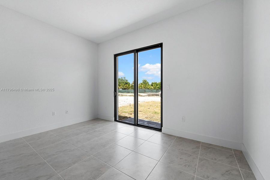 Spacious, unfurnished interior of a new home in , Homestead (Image 25).
