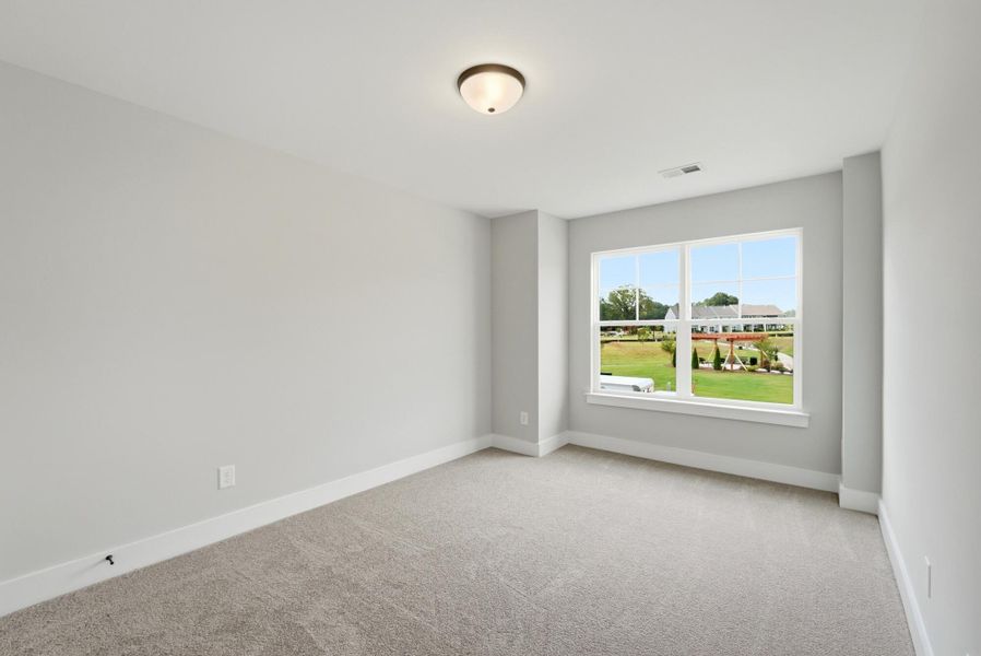 Spacious, unfurnished interior of a new home in Blythe Mill Townhomes, Waxhaw (Image 24).