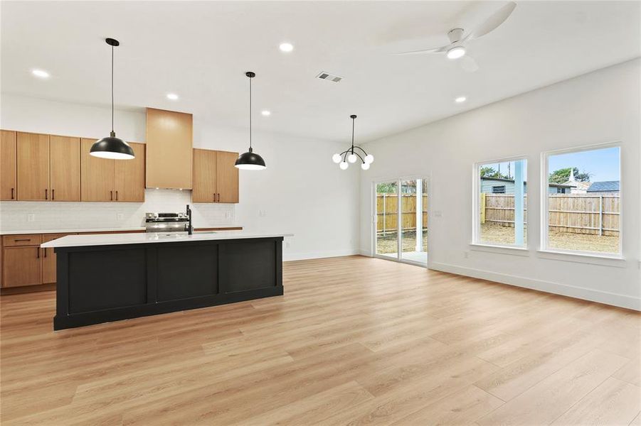 Furnished interior view inside a new home in , Dallas (Image 4).