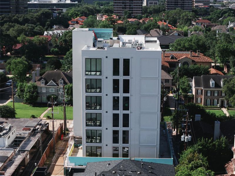 Condo located in Houston, TX showcasing its design and architecture (Image 3). Condo located in Houston, TX showcasing its design and architecture (Image 3).