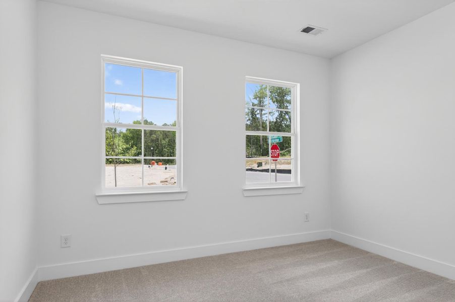 Spacious, unfurnished interior of a new home in Highland Bluff, Aiken (Image 14). Spacious, unfurnished interior of a new home in Highland Bluff, Aiken (Image 14).