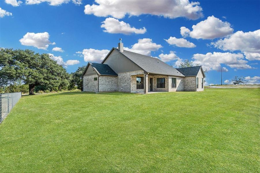 Image 31 of a home in . Image 31 of a home in .