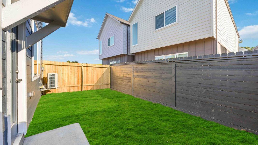 Representative exterior details of a home built from the Ginger by D.R. Horton in Wheatley Oaks, Houston (Image 3). Representative exterior details of a home built from the Ginger by D.R. Horton in Wheatley Oaks, Houston (Image 3).