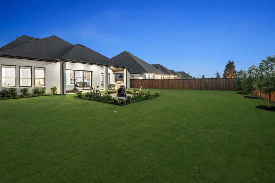 Representative exterior details of a home built from the Jackson by UnionMain Homes in Cambridge Crossing, Celina (Image 34).