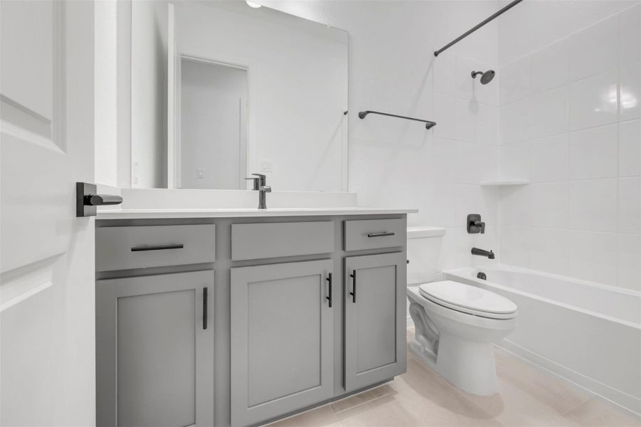 Furnished interior view inside a new home in Oakwood Estates, Waller (Image 10).