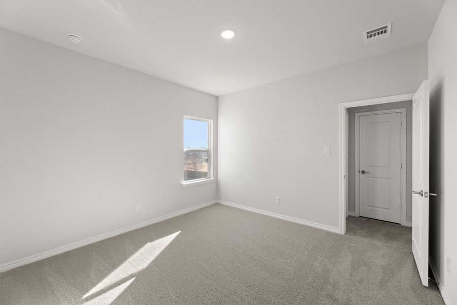 Representative unfurnished interior of a home built from the Fairview by Sandlin Homes in Lakesong, Midlothian (Image 29). Representative unfurnished interior of a home built from the Fairview by Sandlin Homes in Lakesong, Midlothian (Image 29).