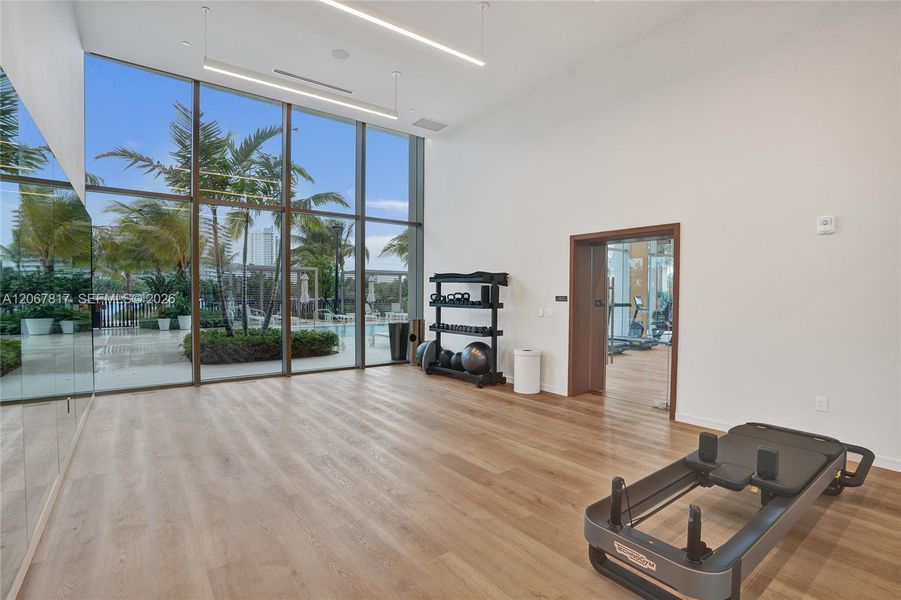 Community amenities in , North Miami (Image 53).