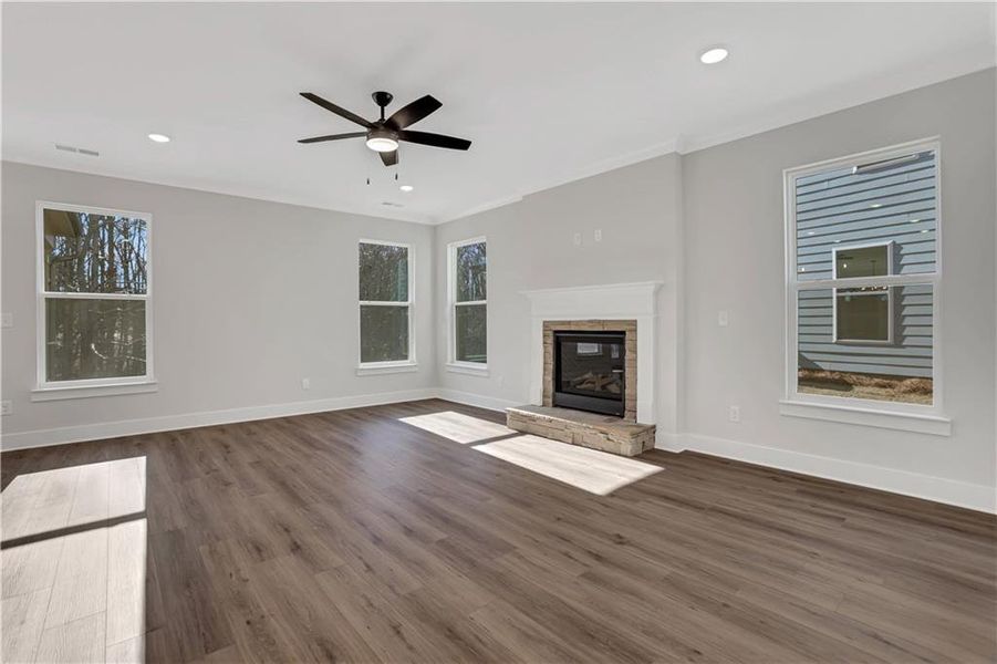 Spacious, unfurnished interior of a new home in Villas at Dawsonville, Dawsonville (Image 34). Spacious, unfurnished interior of a new home in Villas at Dawsonville, Dawsonville (Image 34).