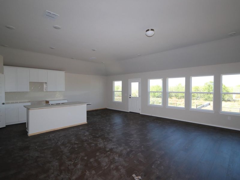 Spacious, unfurnished interior of a new home in Marble Creek Crossing, Austin (Image 8). Spacious, unfurnished interior of a new home in Marble Creek Crossing, Austin (Image 8).