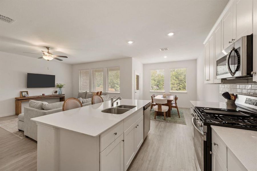 Furnished interior view inside a new home in Hurricane Creek: Classic 60s, Anna (Image 29). Furnished interior view inside a new home in Hurricane Creek: Classic 60s, Anna (Image 29).