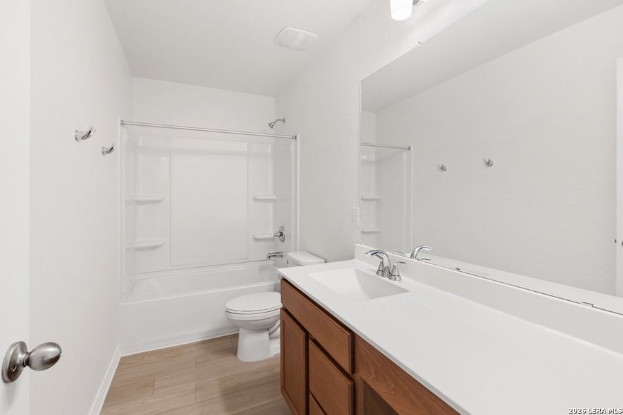 Furnished interior view inside a new home in Punta Verde, Converse (Image 7).