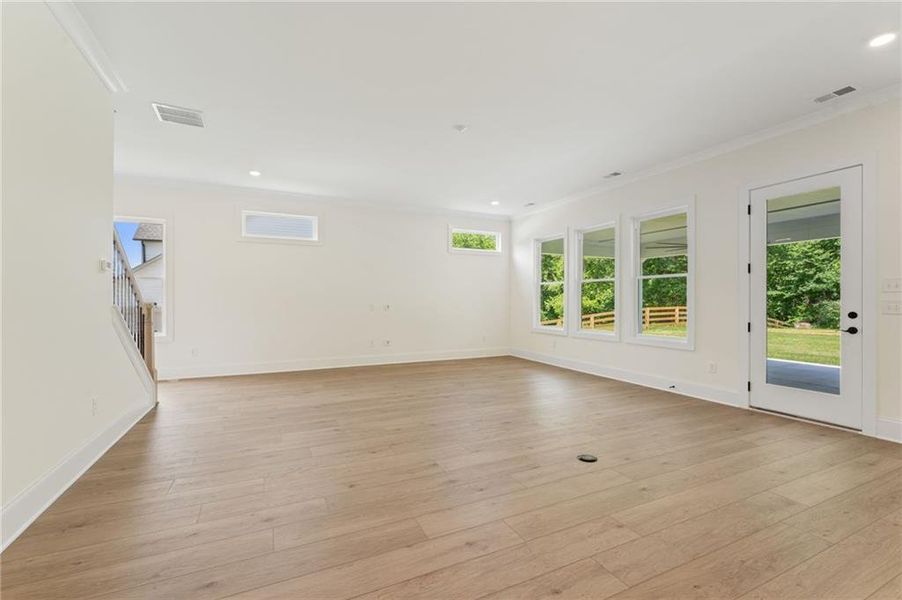Spacious, unfurnished interior of a new home in Oak Valley Estates, Marietta (Image 16). Spacious, unfurnished interior of a new home in Oak Valley Estates, Marietta (Image 16).